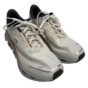 ON SIZE 9 WHITE/GRAY Cloudspark SNEAKERS SHOES
$160